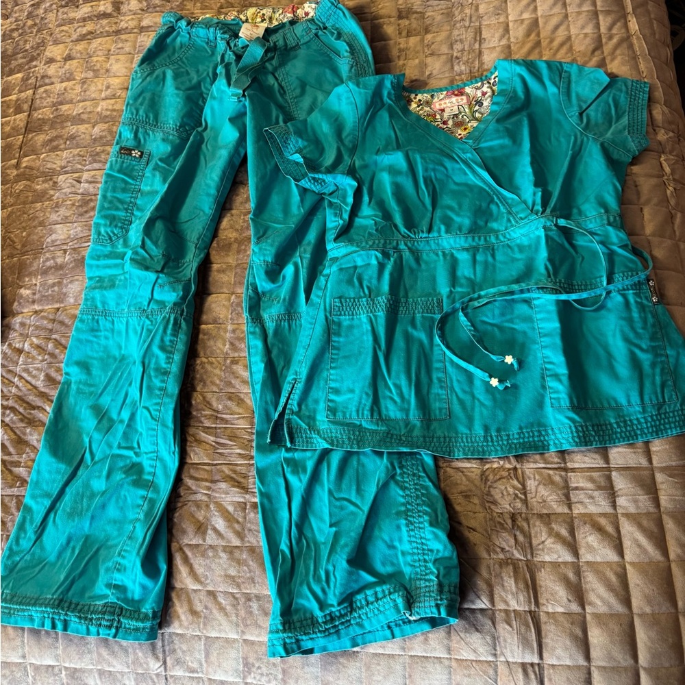 koi Teal Lindsey Twill Scrub Pants with Matching Wrap Top